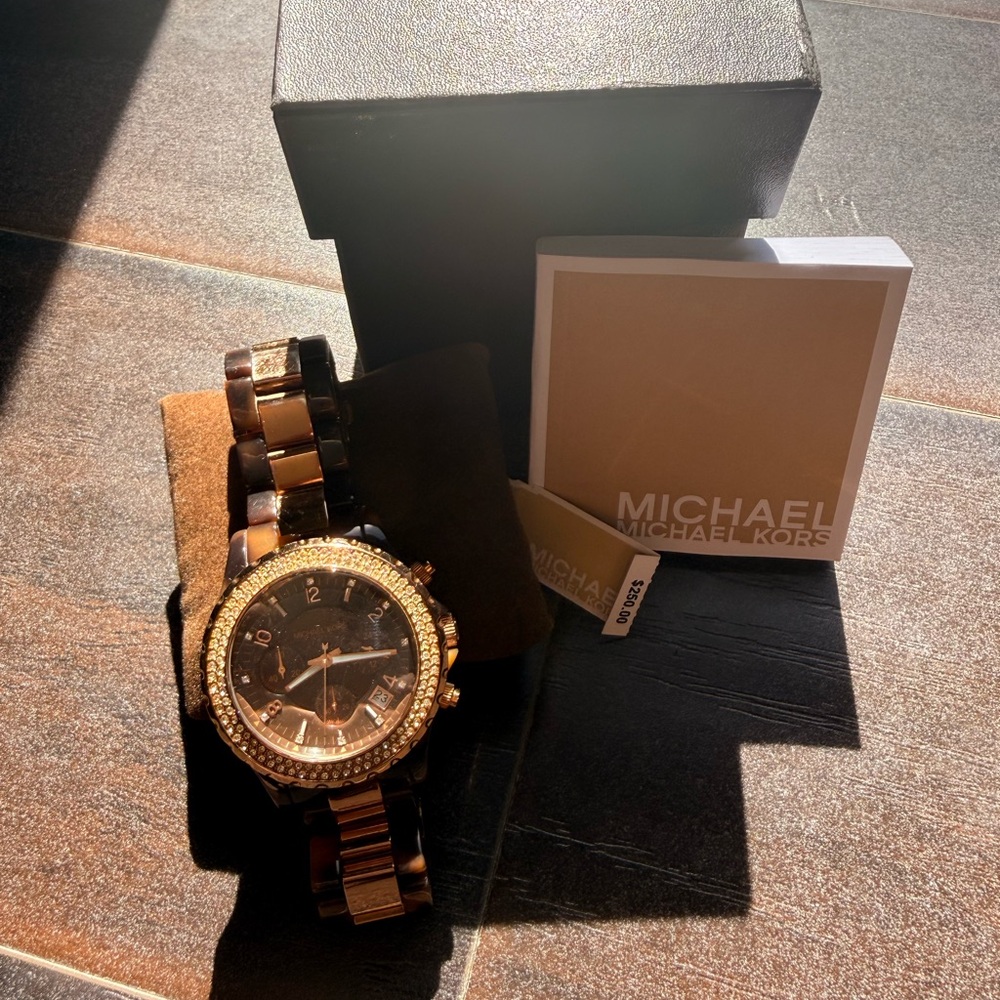 Michael Kors Rose Gold and Tortoise shell Timepiece
